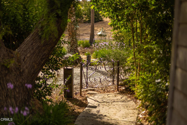 741 Saddle Lane, Ojai CA: https://media.crmls.org/mediaz/f853164b-536e-48ba-bf68-c3f85c19ca4f.jpg