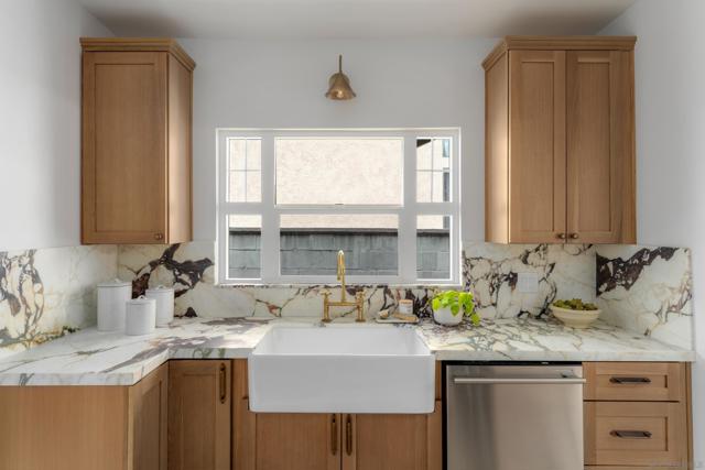 1932 Bancroft Street, San Diego CA: https://media.crmls.org/mediaz/f8536700-1f2a-411f-a017-5ae8c4fa6813.jpg