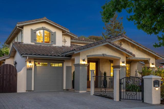 265 Wilton Avenue, Palo Alto CA: https://media.crmls.org/mediaz/f854a6f5-dd1a-4e43-8b16-e45e1c338566.jpg