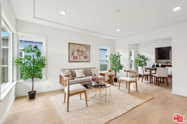 834 E 90th Street, Los Angeles CA: https://media.crmls.org/mediaz/f854ca2a-1cdb-4632-a6e5-82b793b25504.jpg