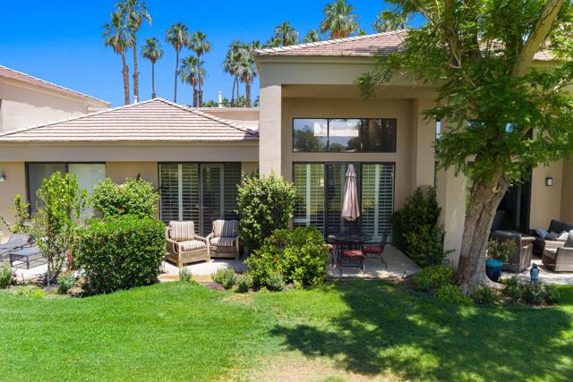 80601 Oak Tree, La Quinta CA: https://media.crmls.org/mediaz/f855e472-3920-485c-a035-b120fe22ef77.jpg