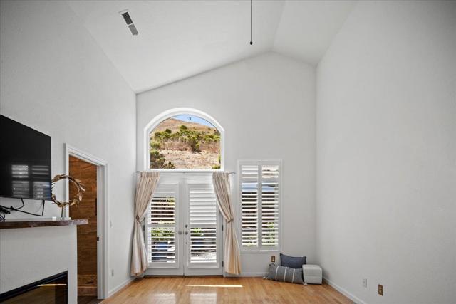 17716 Riverbend Road, Salinas CA: https://media.crmls.org/mediaz/f85632d2-809a-41f9-83cf-c522ff533207.jpg