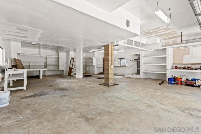 1308 Lakedale Rd, Santa Ysabel CA: https://media.crmls.org/mediaz/f8567167-4fe2-454c-bd6c-7982034a7bac.jpg