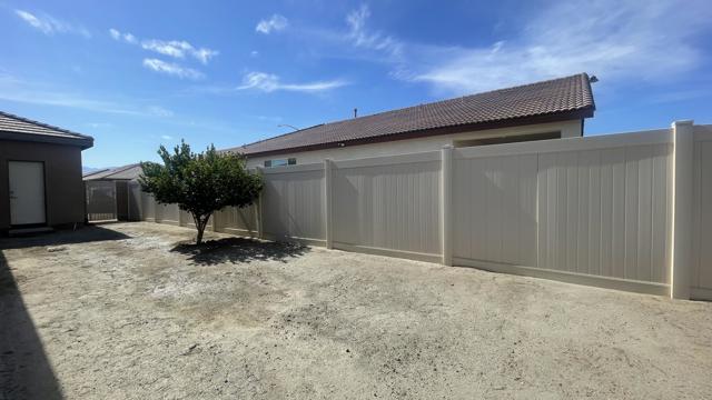 82982 Wheatley Court, Indio CA: https://media.crmls.org/mediaz/f8581ef1-5cb4-4ff6-9bbc-573ddacf0517.jpg
