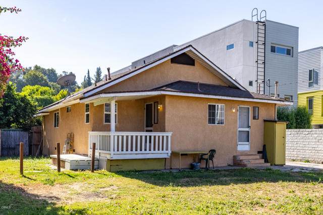 Detail Gallery Image 1 of 23 For 4373 Toland Way, Los Angeles,  CA 90041 - 2 Beds | 2 Baths