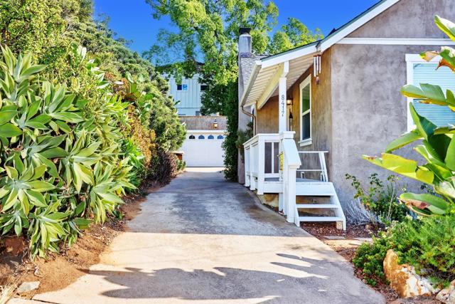 8417 Lemon Avenue, La Mesa CA: https://media.crmls.org/mediaz/f8595e4e-0cd4-4671-b970-c00a0246cd50.jpg