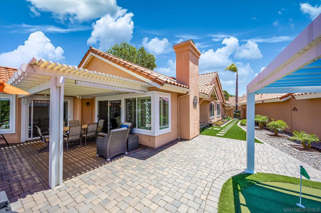 MLS #250032992SD img 37