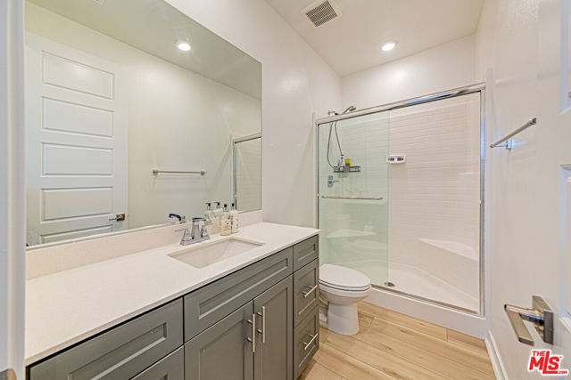 27457 Flycatcher Place, Valencia CA: https://media.crmls.org/mediaz/f85bd7aa-24a6-48c3-9eb9-72da9f54dbbb.jpg