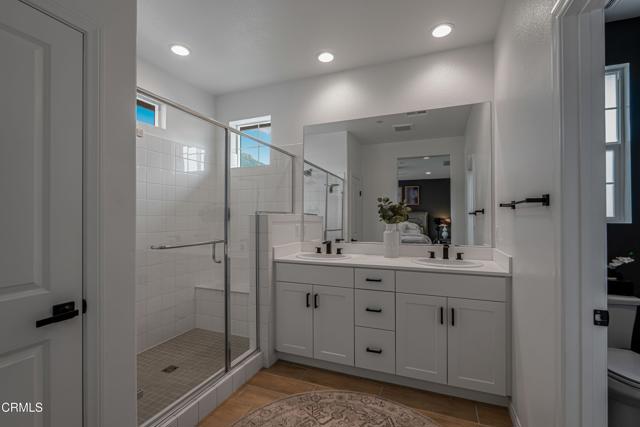 Detail Gallery Image 9 of 34 For 246 San Miguel Island Dr, Camarillo,  CA 93012 - 4 Beds | 2/1 Baths