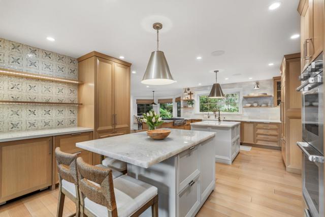 11991 Murietta Lane, Los Altos Hills CA: https://media.crmls.org/mediaz/f85dc22d-e070-4767-8863-87d7f7c73347.jpg