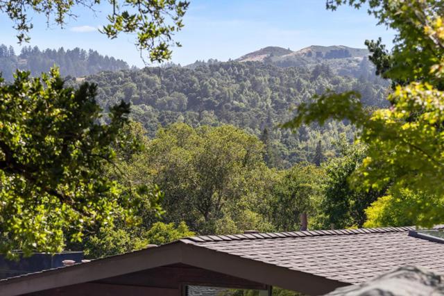 22 Grove Drive, Portola Valley CA: https://media.crmls.org/mediaz/f860042f-5e49-4340-8060-2ee0fa89554b.jpg