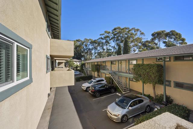 4651 Pico St, San Diego CA: https://media.crmls.org/mediaz/f86012ce-b152-4eee-8123-98cad3871a4c.jpg