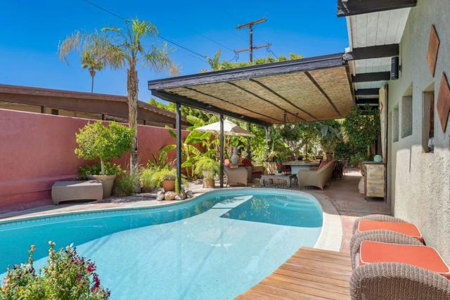 901 S Calle Tomas, Palm Springs CA: https://media.crmls.org/mediaz/f861d6a6-b7aa-48f9-b853-b64dad53e8b9.jpg