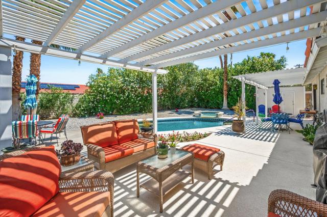 67470 Quijo Road, Cathedral City CA: https://media.crmls.org/mediaz/f8631df2-10fb-40de-a388-a801712a546d.jpg