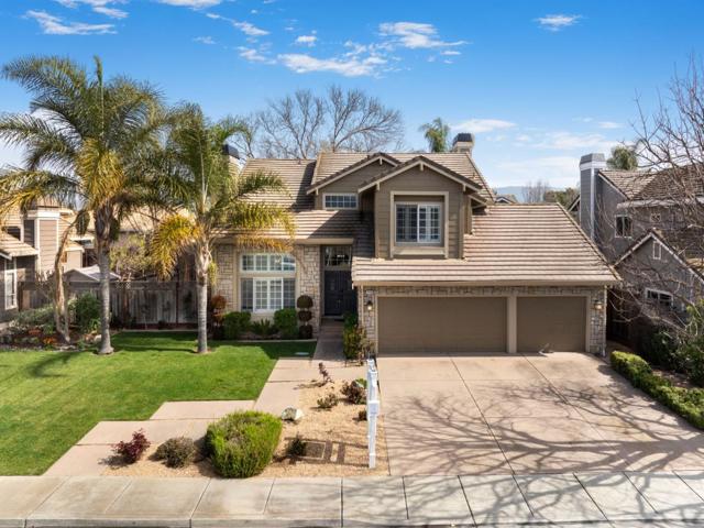 17440 Calle Mazatan, Morgan Hill CA: https://media.crmls.org/mediaz/f864b3e7-599d-42b7-b7cf-7ba271560fe6.jpg