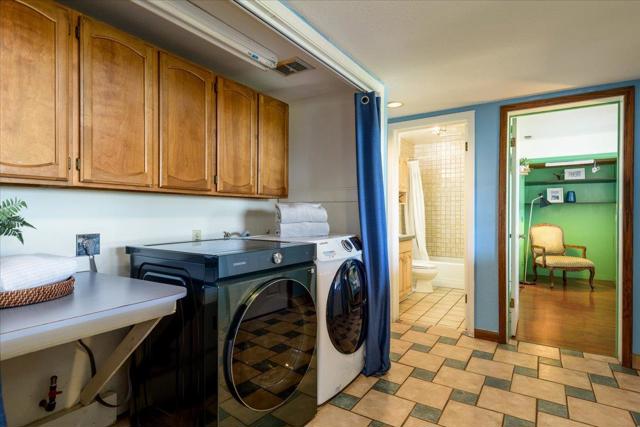 1720 Hillman Avenue, Belmont CA: https://media.crmls.org/mediaz/f86540eb-b5e9-4773-a6b5-d685c102e65a.jpg