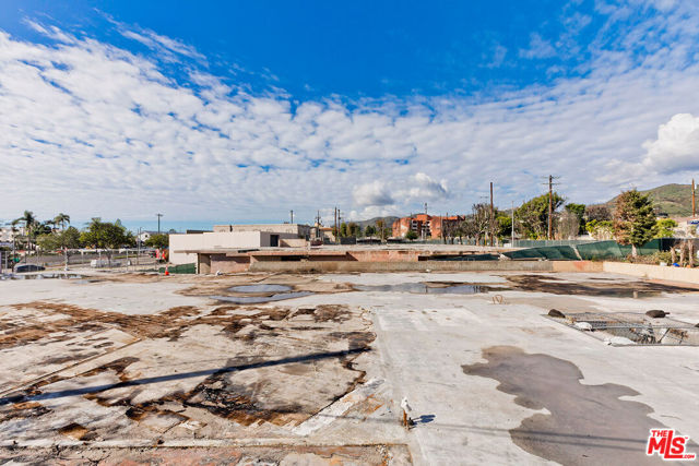 Drew Fenton | 15330 Albright Street Pacific Palisades CA | MLS: 7536187 Drew Fenton | 15330 Albright Street Pacific Palisades CA | MLS: 7536187