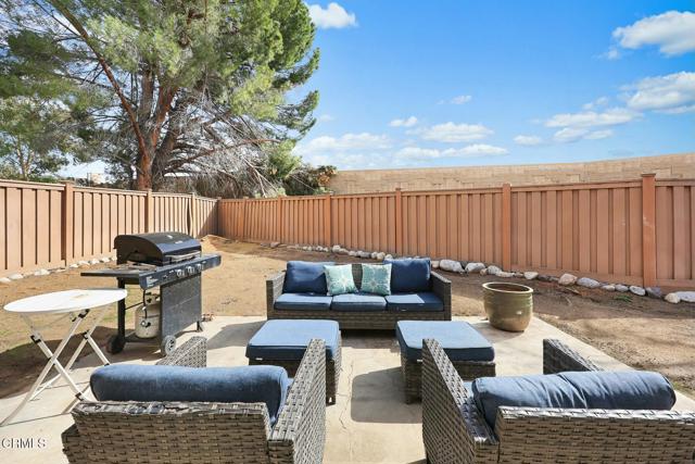 16606 Shinedale Drive, Canyon Country CA: https://media.crmls.org/mediaz/f86596c8-fc0c-49d3-8e9a-f8bf2cd158d3.jpg