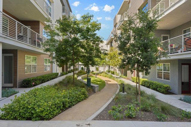 2035 Bravo Loop, Chula Vista CA: https://media.crmls.org/mediaz/f8661d2a-7c79-442c-ab32-07a4792b9727.jpg