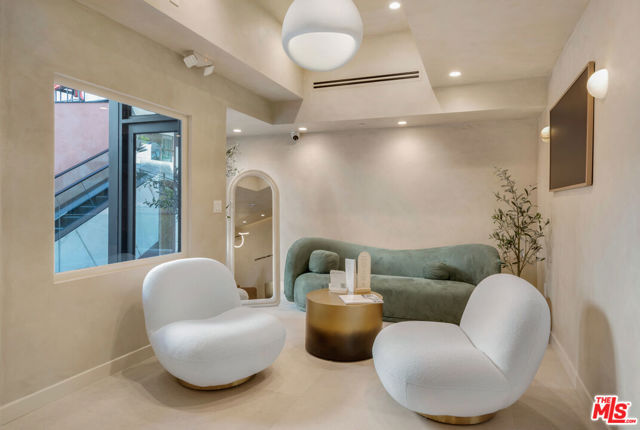  Commercial for Sale in Beverly Hills, California
