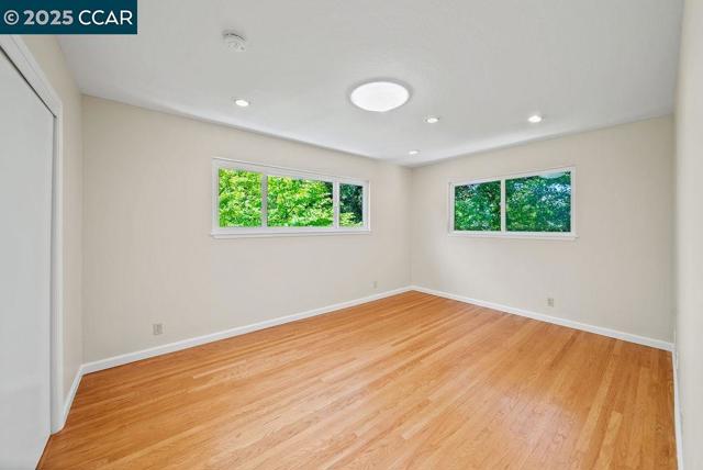 53 Brookside Rd., Orinda CA: https://media.crmls.org/mediaz/f8669043-85cf-4a0b-96b8-97cec602f984.jpg