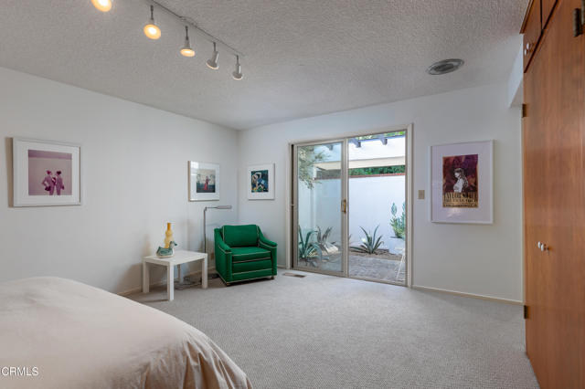 1570 Old House Road, Pasadena CA: https://media.crmls.org/mediaz/f866b09c-a729-4267-8bc5-fe5f9a1007f0.jpg