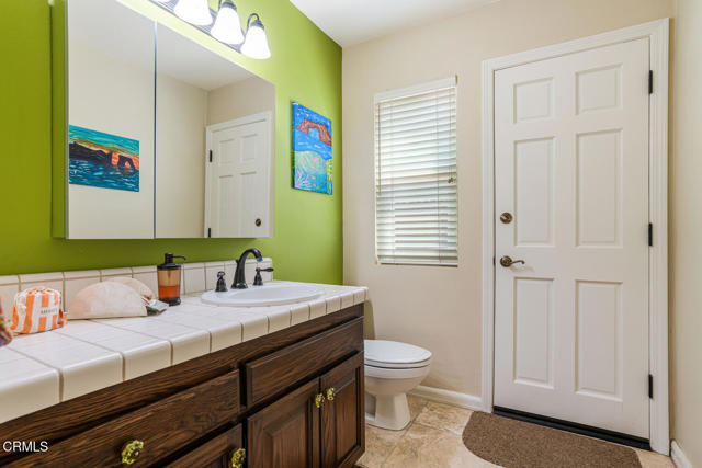 5114 Marlin Way, Oxnard CA: https://media.crmls.org/mediaz/f866e917-8811-4d7a-b0f5-540845b93172.jpg