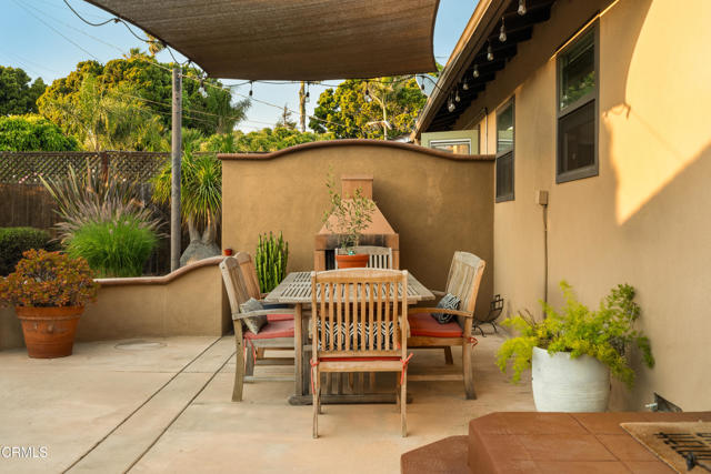 379 Rancho Drive, Ventura CA: https://media.crmls.org/mediaz/f8675a4e-5acf-40b2-8e3a-7d0a33088afc.jpg
