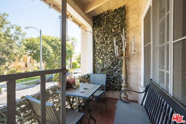 Image 7 of 17 For 650 La Jolla Avenue