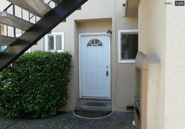 883 Di Fiore Drive, San Jose CA: https://media.crmls.org/mediaz/f867f6a1-eb9e-4c6b-811f-ae7c3e00df61.jpg