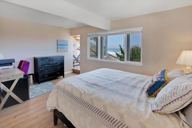 665 Sand Dollar Lane, Watsonville CA: https://media.crmls.org/mediaz/f86827d2-83e2-48cc-a7f2-d137f6eb28ef.jpg