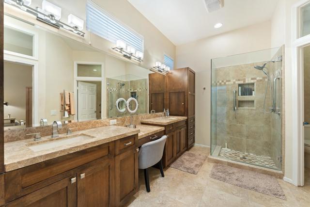 78325 Cloveridge Way, Palm Desert CA: https://media.crmls.org/mediaz/f86849a7-7f24-4351-9a26-72d5a35bae6d.jpg