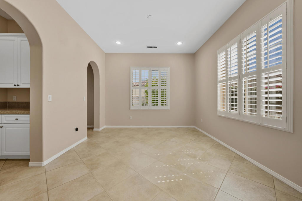 MLS #219136618DA image #8