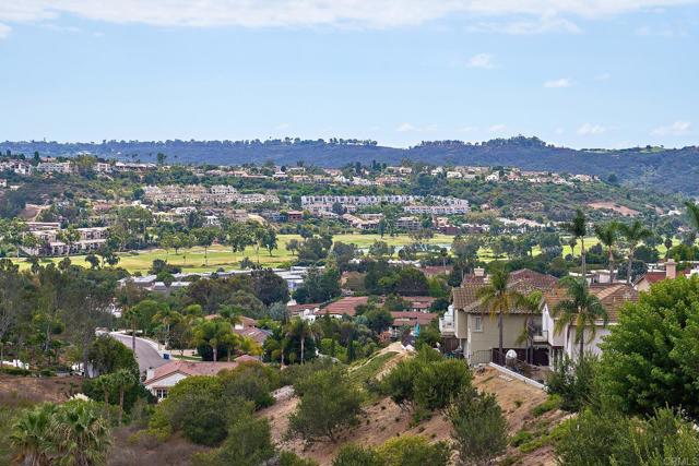 Detail Gallery Image 1 of 1 For 7018 via Ostiones, Carlsbad,  CA 92009 - 4 Beds | 3 Baths