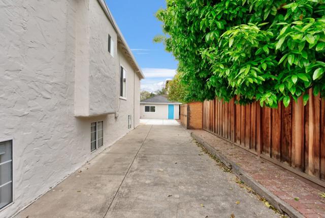 680 S 12th Street, San Jose CA: https://media.crmls.org/mediaz/f869ccaa-6f0d-4b5b-8d79-d90fed4b7acf.jpg