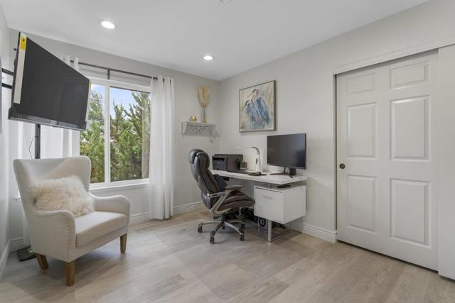 16761 Dry Creek Court, Morgan Hill CA: https://media.crmls.org/mediaz/f86a10fc-711c-4631-906f-e3d1dc20f90e.jpg