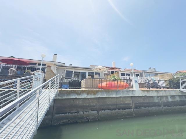 75 Catspaw, Coronado CA: https://media.crmls.org/mediaz/f86a8700-8eda-49d9-a543-0c1cd985e057.jpg