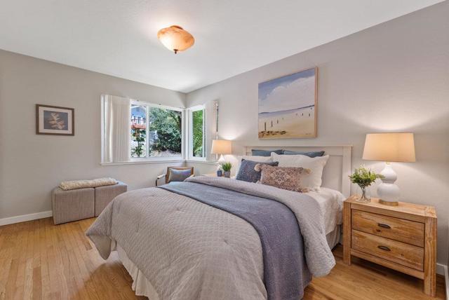 33 Aqua View Drive, Watsonville CA: https://media.crmls.org/mediaz/f86b4915-4f1f-4bb9-b316-3532e0735d91.jpg