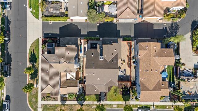 5 Cornelius Sq, Alameda CA: https://media.crmls.org/mediaz/f86b74d3-7a6b-46dc-9cac-f9f0f4a4c513.jpg