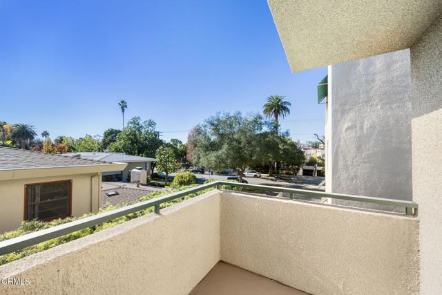 Detail Gallery Image 21 of 24 For 484 S Euclid #107,  Pasadena,  CA 91101 - 3 Beds | 2/1 Baths