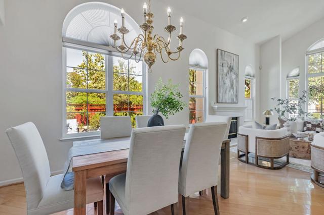 18898 Bellgrove Circle, Saratoga CA: https://media.crmls.org/mediaz/f86c2b88-f292-4bb8-a00e-5c3ba117c698.jpg