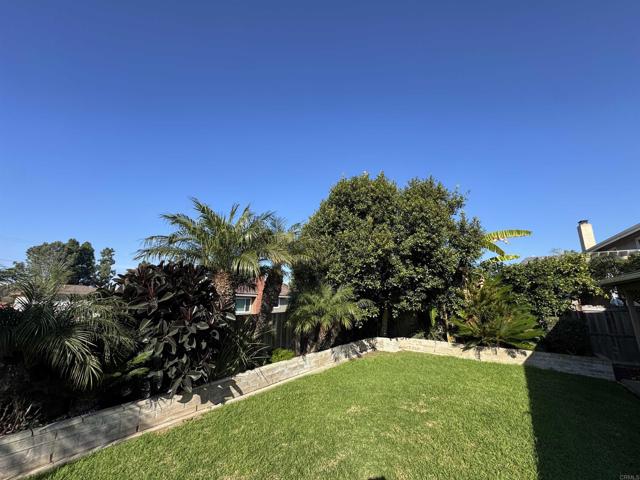 Detail Gallery Image 39 of 42 For 3542 Governor Dr, San Diego,  CA 92122 - 5 Beds | 3 Baths