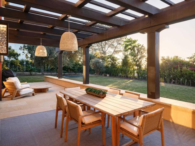 2665 Idle Hour Lane, La Jolla CA: https://media.crmls.org/mediaz/f86cce23-651f-46a3-9897-dec9b64dccd7.jpg
