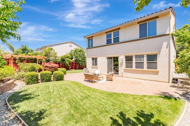 17425 Shelton Way, Morgan Hill CA: https://media.crmls.org/mediaz/f86d1ff4-7e0c-4944-aaf6-88cdf83715ab.jpg