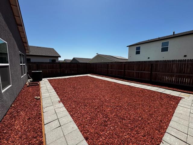 248 Grand Canyon Court, Merced CA: https://media.crmls.org/mediaz/f86d3c6c-e767-499b-a651-f430823d533e.jpg
