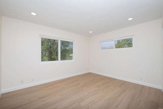25311 Jesmond Dene Road, Escondido CA: https://media.crmls.org/mediaz/f86d45ea-78eb-42e0-be90-3b82a0a2568b.jpg
