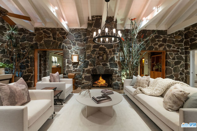 23233609 Listing Image 41