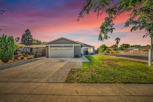 227 Martinvale Lane, San Jose CA: https://media.crmls.org/mediaz/f86ede14-dc6c-471d-a695-3874ee252327.jpg