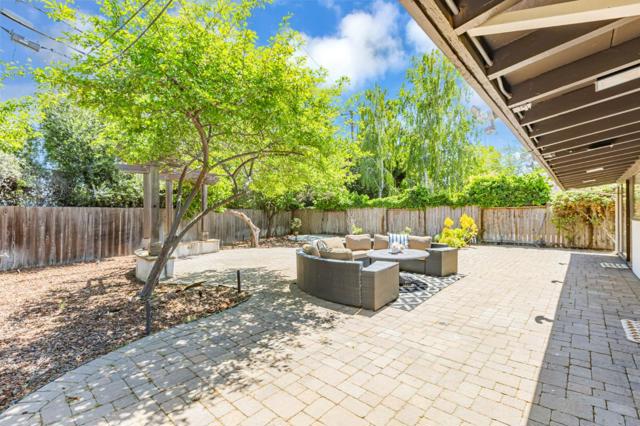 271 Woodhams Road, Santa Clara CA: https://media.crmls.org/mediaz/f86fdf3e-b52a-462a-8881-474f52772d5d.jpg