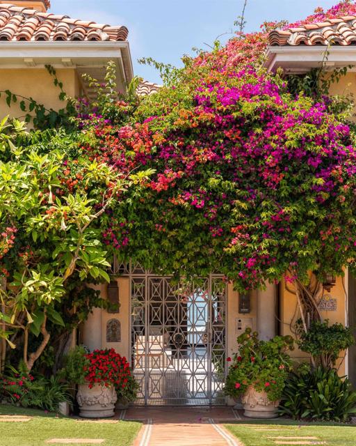 5143 Shore Drive, Carlsbad CA: https://media.crmls.org/mediaz/f8709a15-40fb-48a8-b0b9-9c48d63010ce.jpg